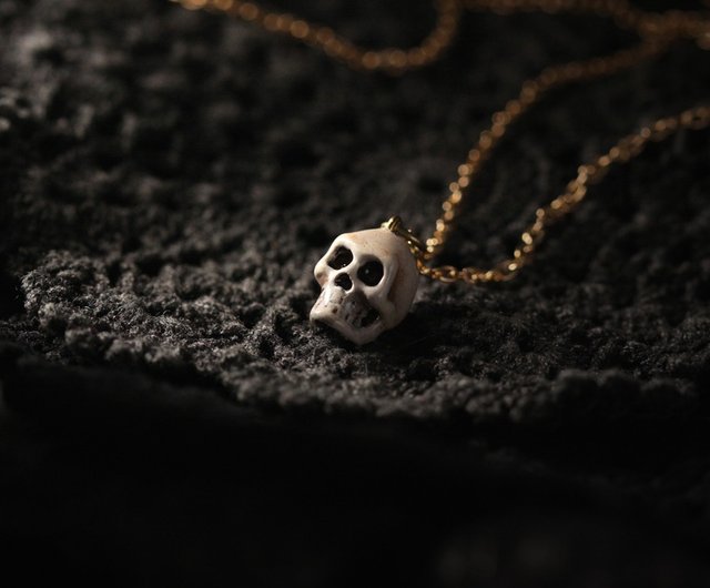 Small Anatomical Skull Pendant