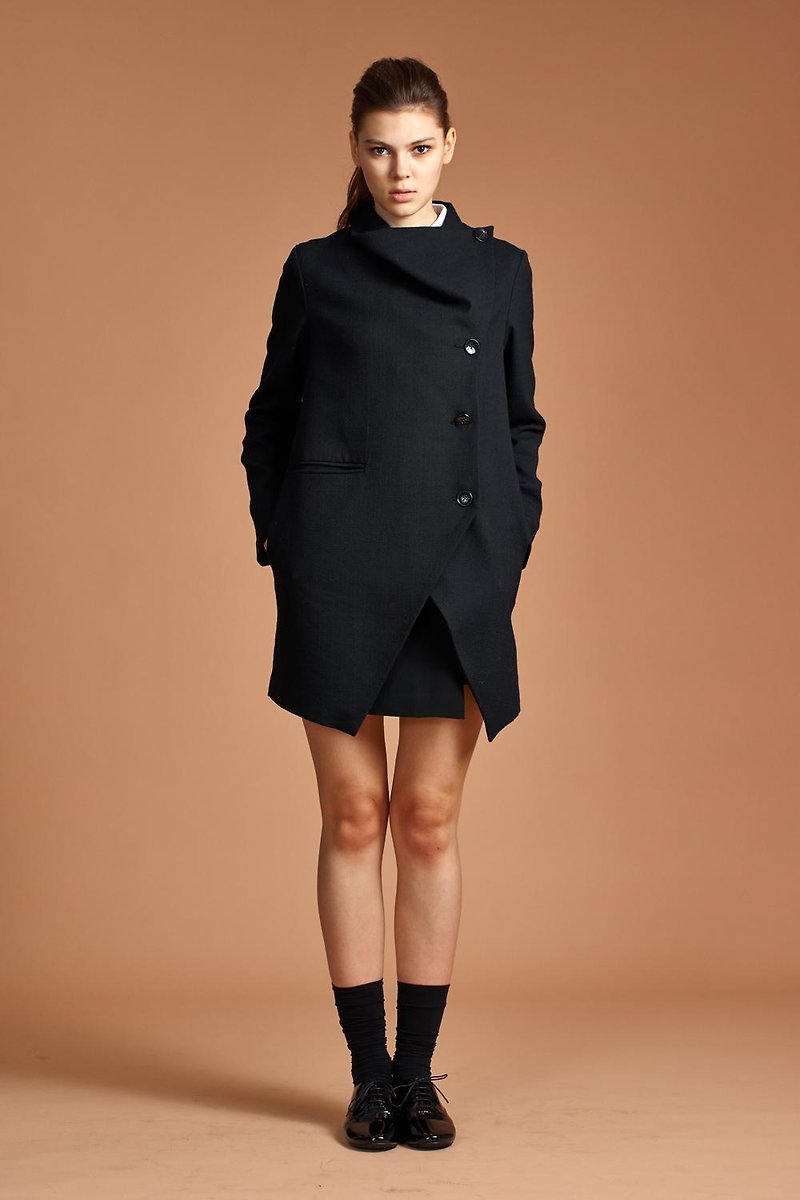 Women Black Wool Coat - เสื้อแจ็คเก็ต - วัสดุอื่นๆ สีดำ