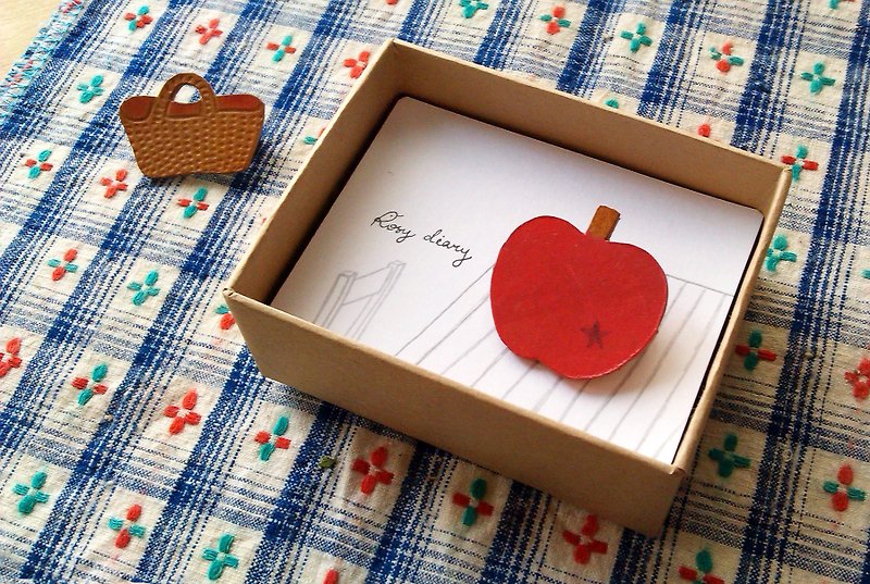 Leather small pin / red apples - Brooches - Genuine Leather Red