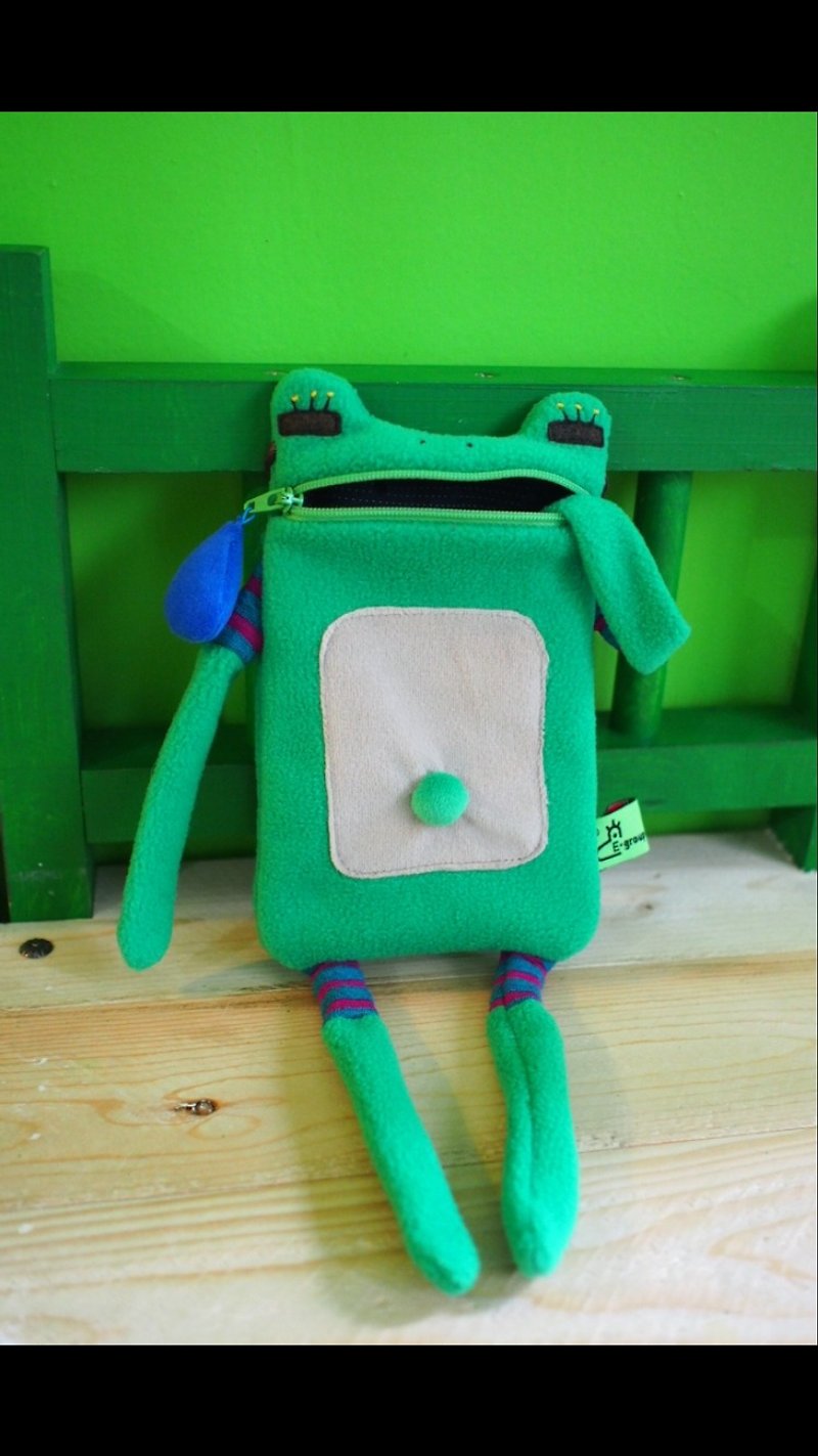 E*group 口水包 草綠肚臍款 iphone6＋. i7+  手機袋 青蛙 - 其他 - 其他材質 綠色