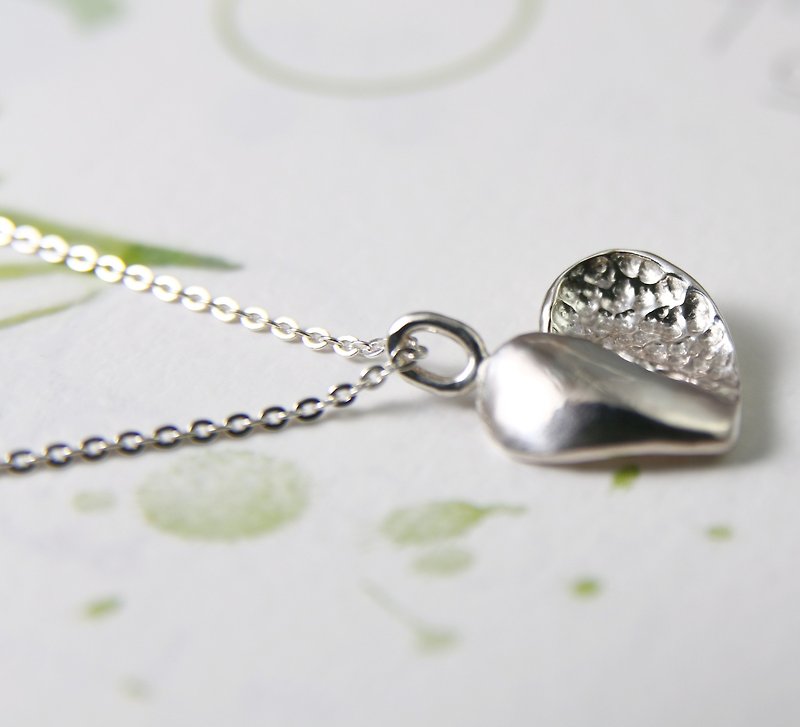 Sterling Silver Necklace / Heart - สร้อยคอ - เงินแท้ สีเงิน