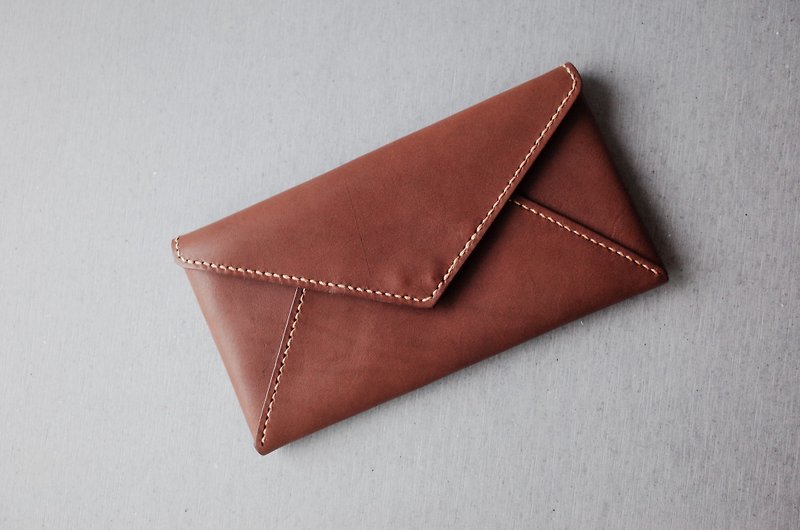 [Year-end benefits] 30% off envelope with long magnetic clasp - Wallets - Genuine Leather Brown