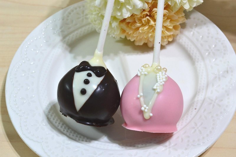 C.Angel [bride and groom cake lollipop] handmade make layers of color Exclusive design section brownie cake stuffing pre-order to wait 1 month - Savory & Sweet Pies - Fresh Ingredients Pink