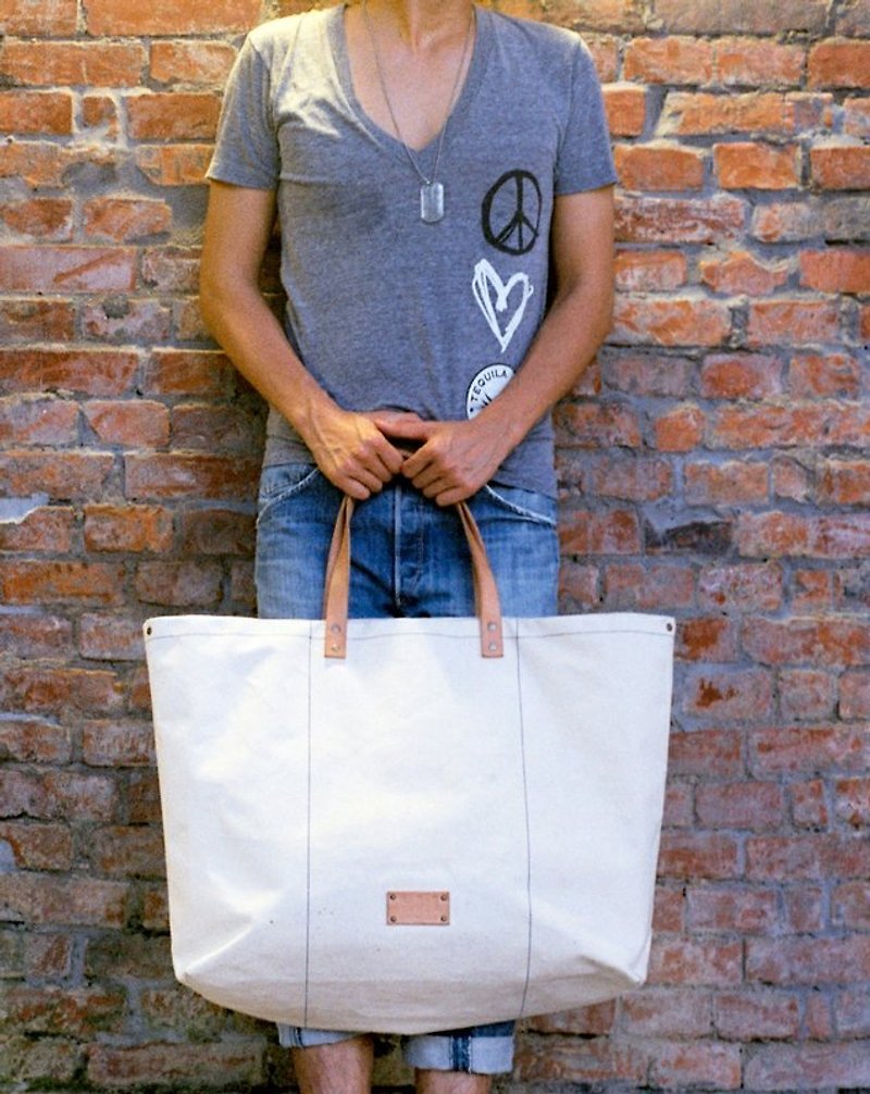 Navy white canvas bag / Navy Huge Bag / leather strap Hand Limited - Messenger Bags & Sling Bags - Other Materials White