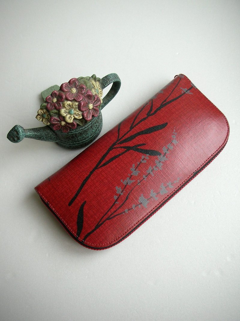 Saito rhyme red litter tarps - long clip / wallet / purse / gift "the last one" - กระเป๋าสตางค์ - วัสดุกันนำ้ สีแดง