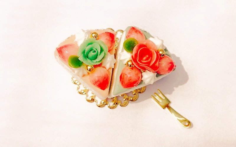 [] Strawberry Sweetheart Sweet Deco Keychain - Keychains - Clay Multicolor