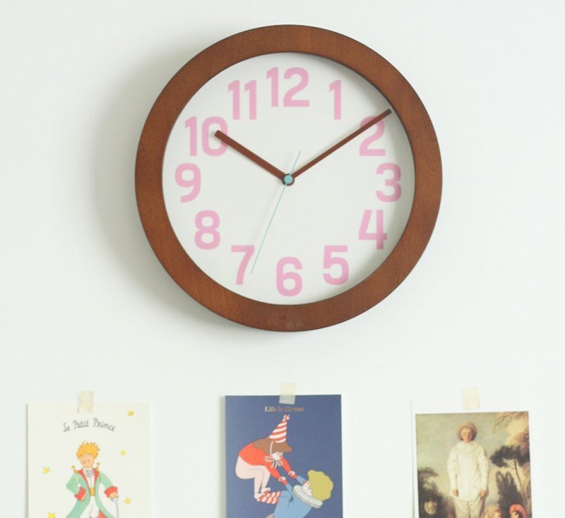 Color numbers Wooden Wall Clock - นาฬิกา - ไม้ สีนำ้ตาล