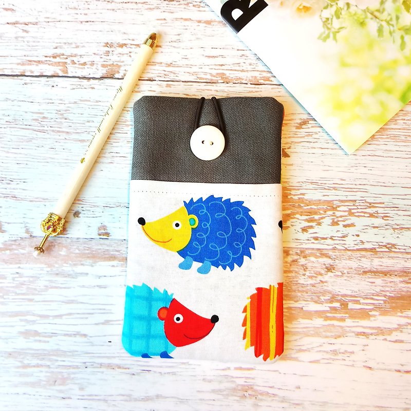 Customized phone bag, mobile phone bag, mobile phone protective cloth cover, such as iPhone color hedgehog (P-65) - Phone Cases - Cotton & Hemp Multicolor