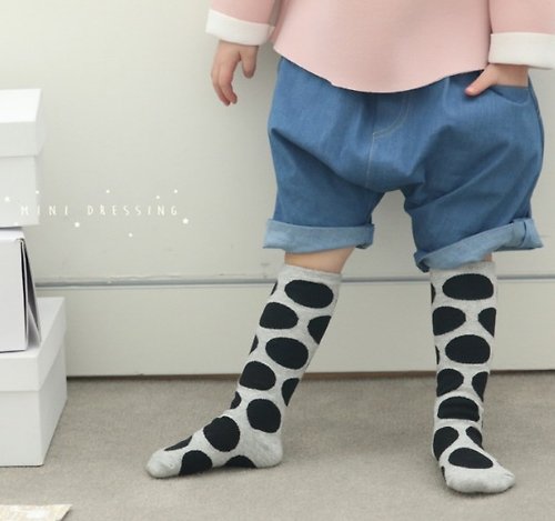 JIOUU 設計樂生活 【韓國製】彌之星MiniDressing- 個性大圓點兒童彈性襪 止滑襪