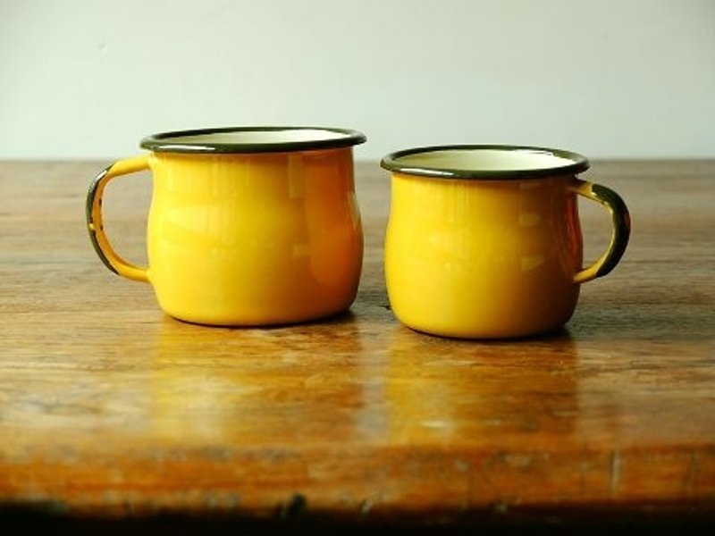 emalia OLKUSZ Poland 250ml mug yellow enamel - แก้วมัค/แก้วกาแฟ - โลหะ สีเหลือง