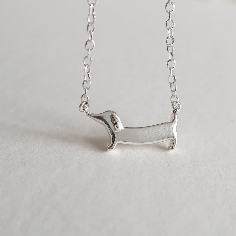 925 Sterling Silver Dachshund Puppy Customized Engraving Necklace Clavicle Chain Long Chain - สร้อยคอ - เงินแท้ สีเทา
