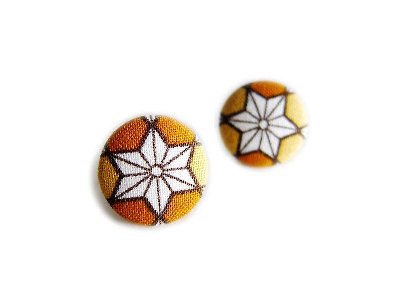 Techno fabric hemp leaf orange button earrings clip-on earrings can do - Earrings & Clip-ons - Other Materials Orange