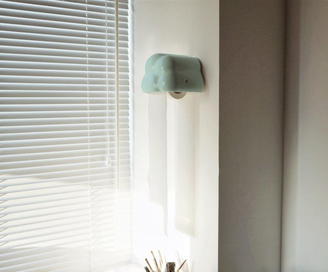 雲のトイレットペーパーホルダー セラミック壁掛け ショップ Glue Associates バス トイレ用品 Pinkoi