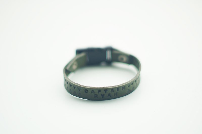青綠色三角幾何皮革手帶 訂製 - Triangle Geometric Pattern Leather Bracelet - Custom-made by Captain Ryan - Bracelets - Genuine Leather Green