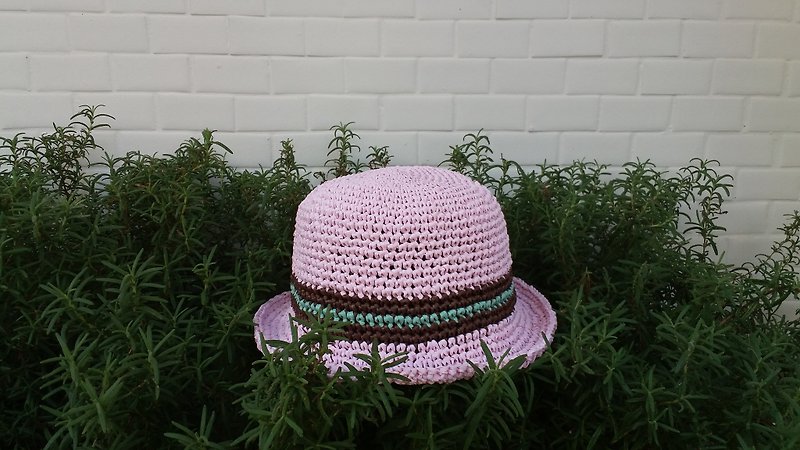 Child with straw hat - pink - หมวก - ผ้าฝ้าย/ผ้าลินิน สึชมพู