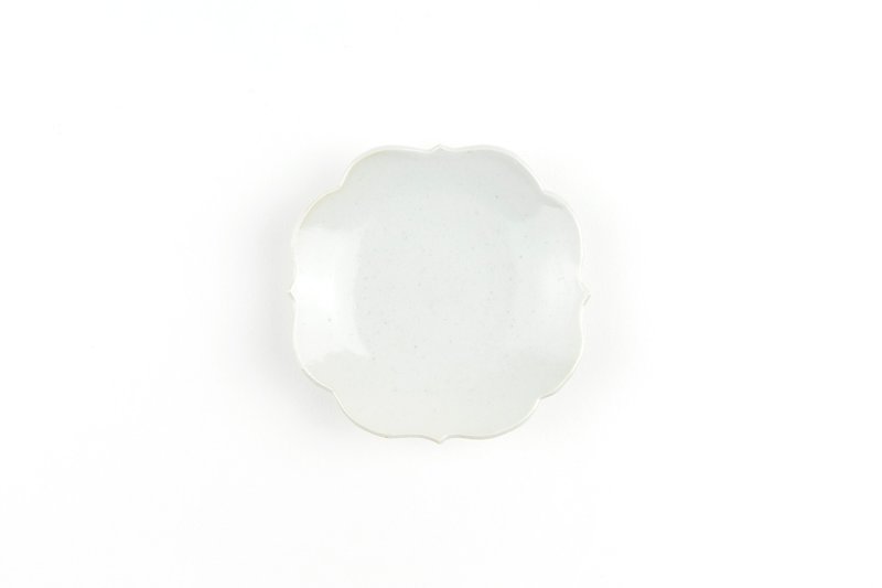 KIHARA ancient white magnetic four-sided small dish - จานเล็ก - เครื่องลายคราม ขาว