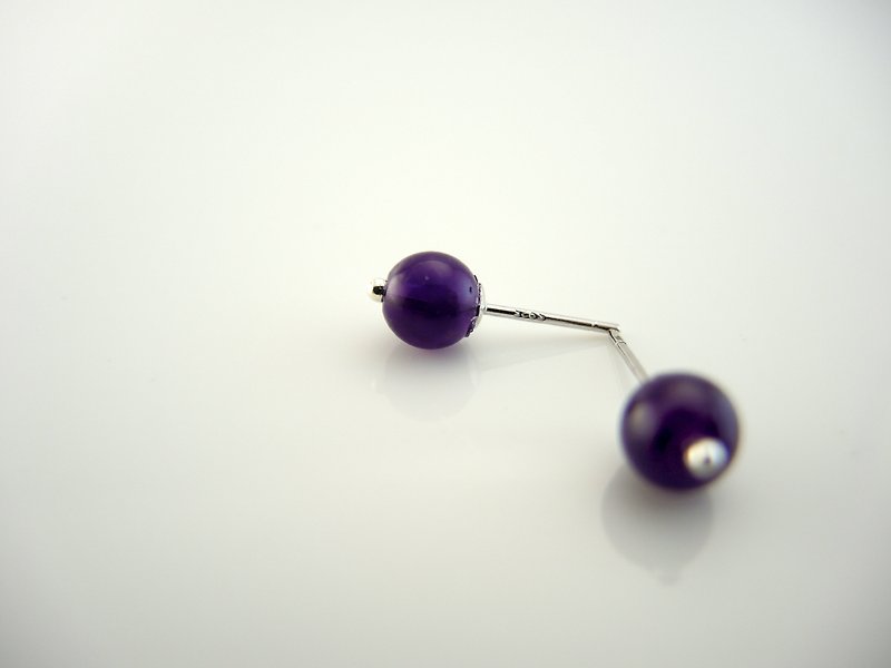 《Full Moon 滿月》經典耳針式貼耳耳環-典藏紫晶款 - 耳環/耳夾 - 寶石 紫色