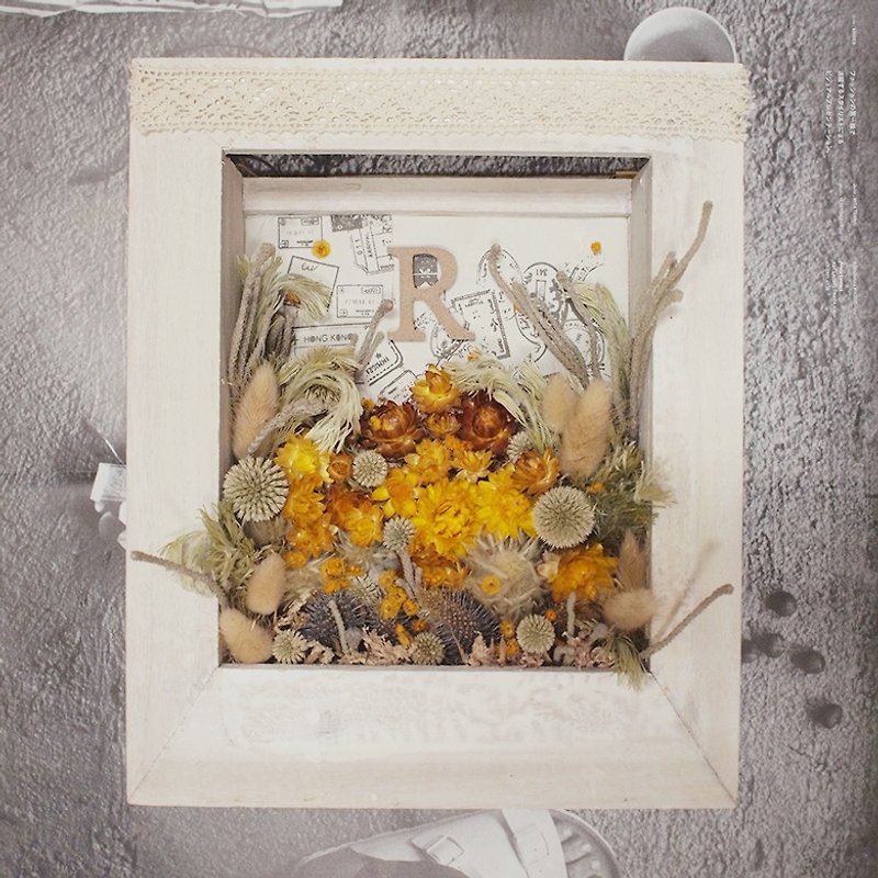 Cat early flower | Recall dried frame memories vintage photo frame tables decorated with murals Limited models - Plants - Plants & Flowers Yellow