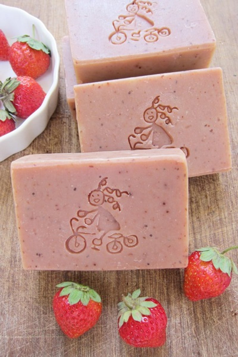 其他材質 香氛/精油/擴香 紅色 - 爆炸頭小孩-handmade soap 幸福草莓礦泥皂『皂。手工皂 せっけん』ストロベリーソープ