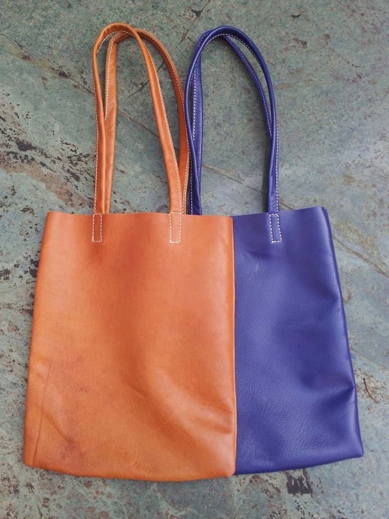 Leather pouch - กระเป๋าถือ - หนังแท้ สีนำ้ตาล