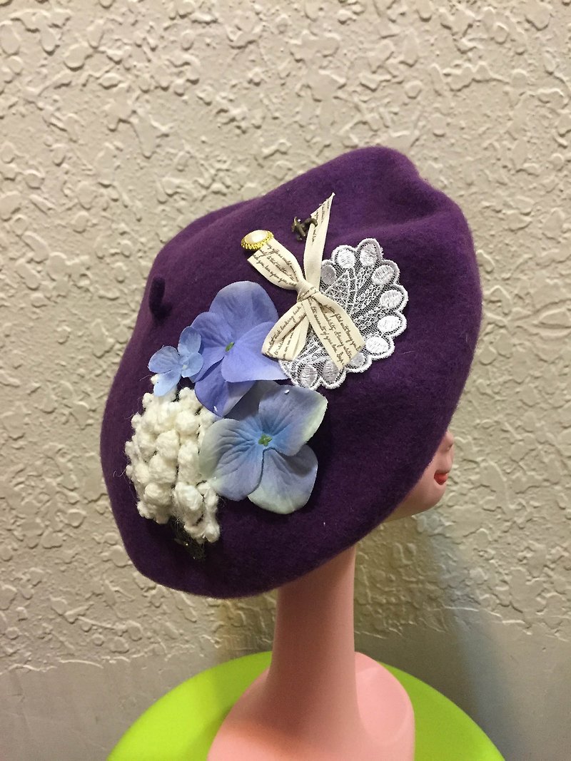 * Zoe's forest * Flower beret - other colors can be customized - Hats & Caps - Other Materials Red