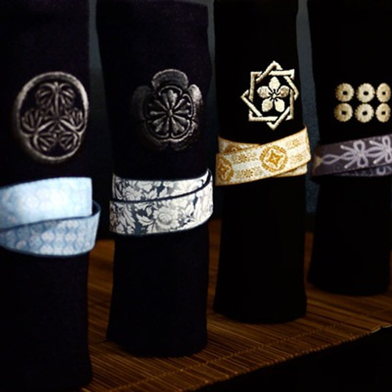 Ultrahard x IROORI wind festival crests Pencil Series - Oda Nobunaga (dark blue) - Pencil Cases - Other Materials Black