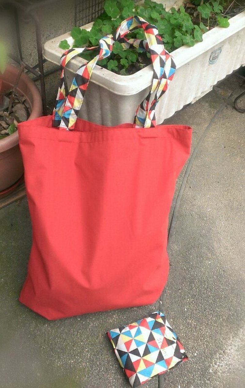 Sienna萬花筒防水購物袋(正紅) - Messenger Bags & Sling Bags - Waterproof Material Red