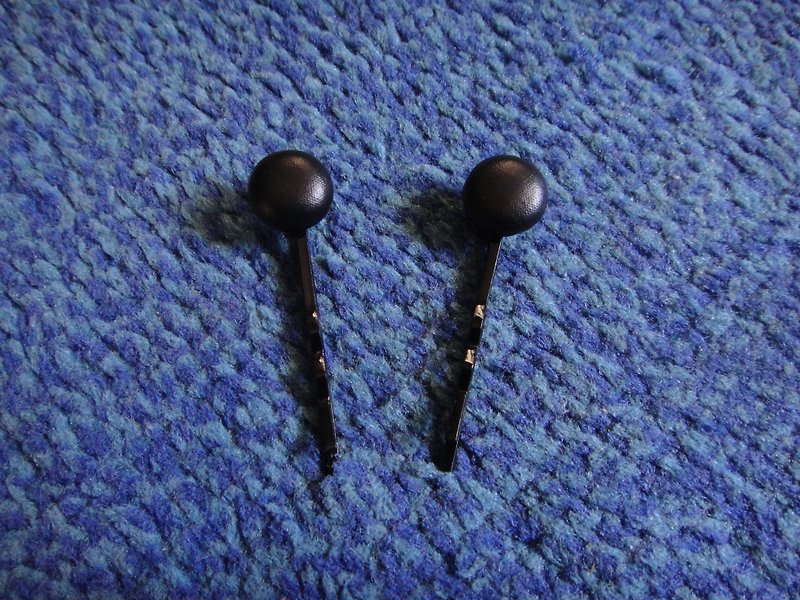 Black Eyed Peas Button Hairpin C20ASZ10 - Hair Accessories - Other Materials Black