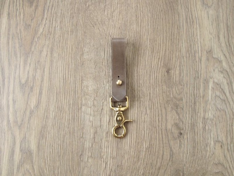Unique "ceramic gray" x leather Leather type heavy Bronze key chain - ที่ห้อยกุญแจ - หนังแท้ สีเทา
