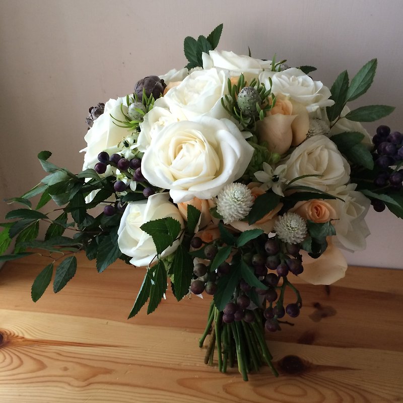 Winter _ bridal bouquet _ all flowers - ช่อดอกไม้แห้ง - พืช/ดอกไม้ ขาว