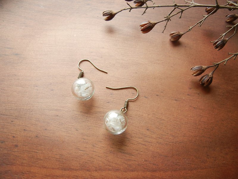 *coucoubird*dandelion hanging glass earrings-bronze - Earrings & Clip-ons - Glass White