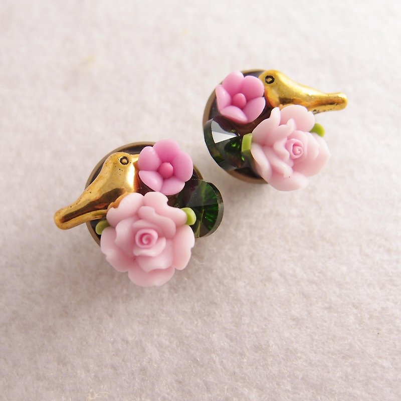 Hear the language of flowers [CR0171] rose diamond x x x birdie-ear / clip-on earrings - ต่างหู - วัสดุอื่นๆ สึชมพู