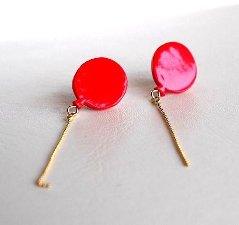 紅氣球 耳環 - 耳環/耳夾 - 樹脂 紅色