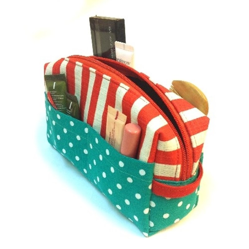 WaWu Cosmetic Bag / Portable Bag (Lake Green Point) - กระเป๋าเครื่องสำอาง - ผ้าฝ้าย/ผ้าลินิน สีเขียว