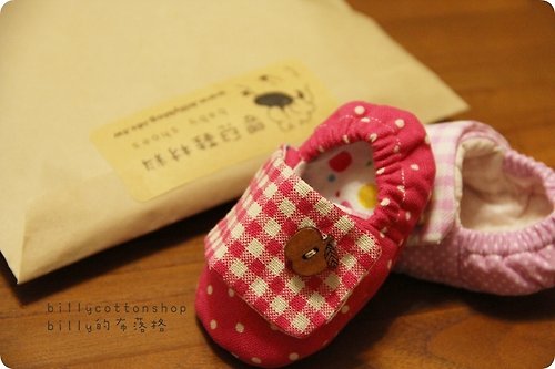 winnie設計館 【billy的pinkoi館】【V845_300 娃娃 寶寶 嬰兒鞋材料包】適用0-12月寶寶, 布料量可做2雙