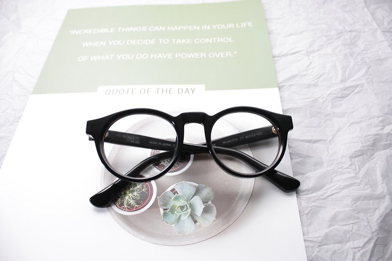 535-C1 Black Round Oval Shape eyeglasses frame Handmade in Japan eyewear - Glasses & Frames - Other Materials Black