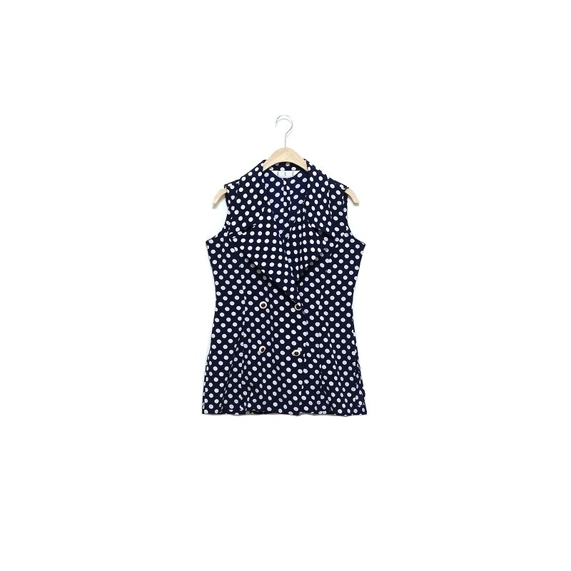 │ │ point priceless knew embellishment VINTAGE / MOD'S - Women's Vests - Other Materials 