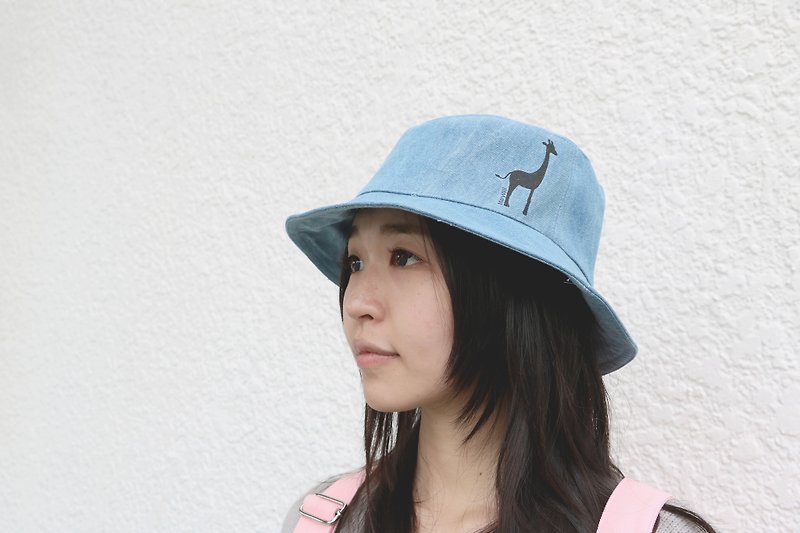 MaryWil Bucket Hat-Denim Giraffe - Hats & Caps - Other Materials White