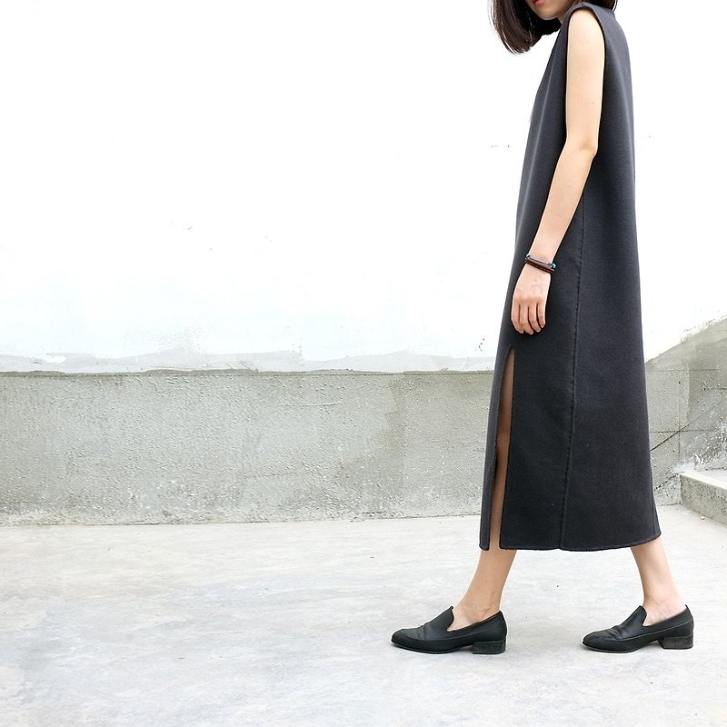 Gao fruit / GAOGUO original designer women's brand new winter dress skirt sided maxi dress - ชุดเดรส - วัสดุอื่นๆ สีเทา