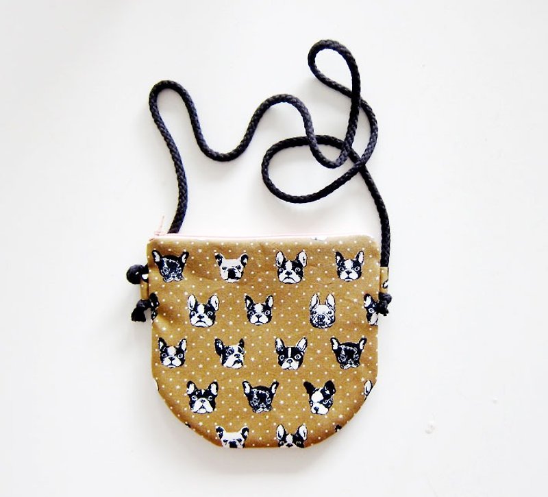 Semi-slung zipper bag / purse French Bulldog coffee (also choose other purse fabric patterns) - กระเป๋าแมสเซนเจอร์ - วัสดุอื่นๆ สีนำ้ตาล
