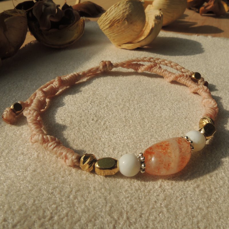 Warm sun / natural stone x Brazilian wax silk cord bracelet - สร้อยข้อมือ - เครื่องเพชรพลอย สึชมพู