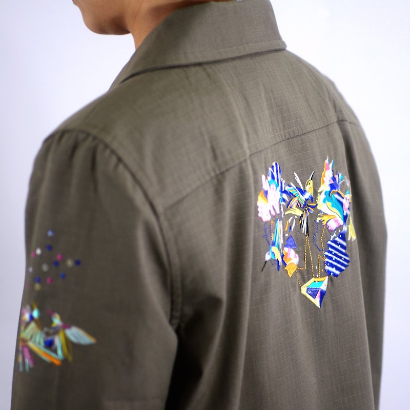 Seasonal Specials Hummingbird Hot Air Balloon Embroidered Long Jacket Khaki Gift Box Handmade Valentine's Day - Women's Casual & Functional Jackets - Other Materials Gold
