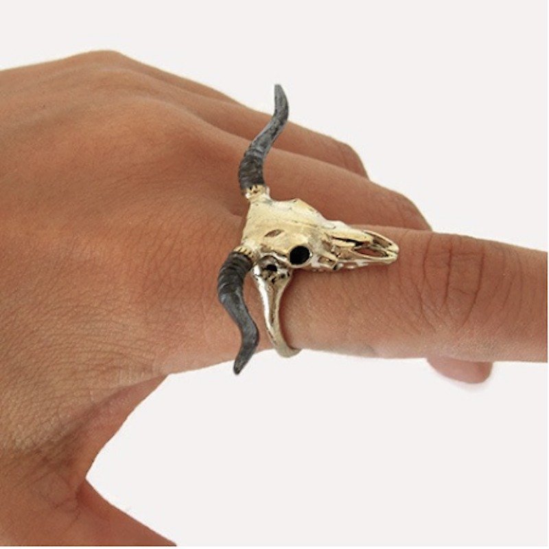 Zodiac  Taurus  Bull skull ring in white bronze with oxidized antique color ,Rocker jewelry ,Skull jewelry,Biker jewelry