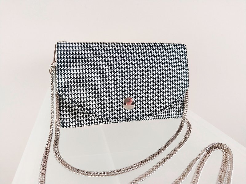 [Seasonal sale] Houndstooth portable action bag - Other - Other Man-Made Fibers Black