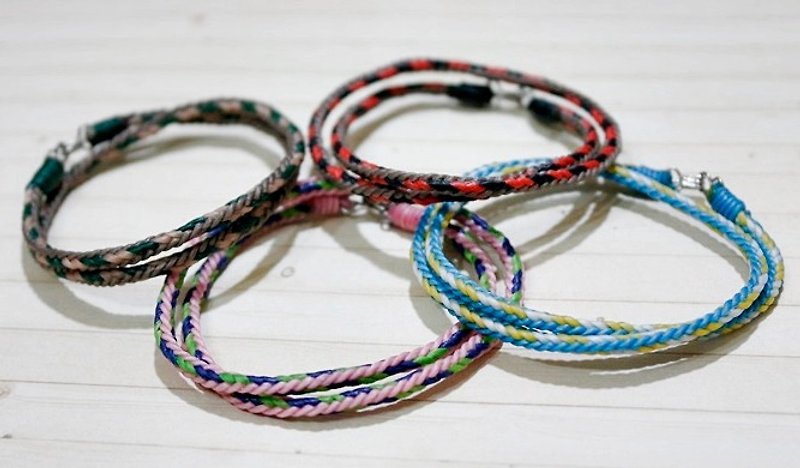 Hand-knitted silk Wax thread style <Circle circle series> //You can choose your own color// #HOT - สร้อยข้อมือ - ขี้ผึ้ง หลากหลายสี