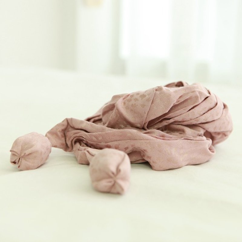 KAKIBABY Patented Natural Persimmon Dyed Fabric-Twist Roll Scarf (Red) - Bibs - Cotton & Hemp Pink