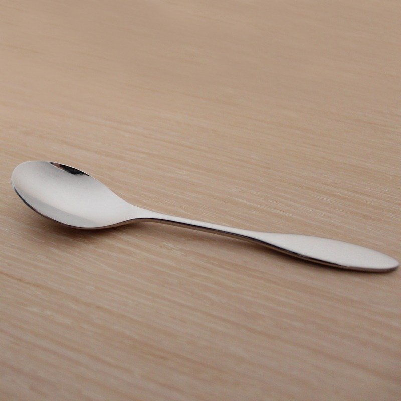 【日本Shinko】日本製 現代典藏系列-主餐匙 - 餐具/刀叉湯匙 - 不鏽鋼 銀色