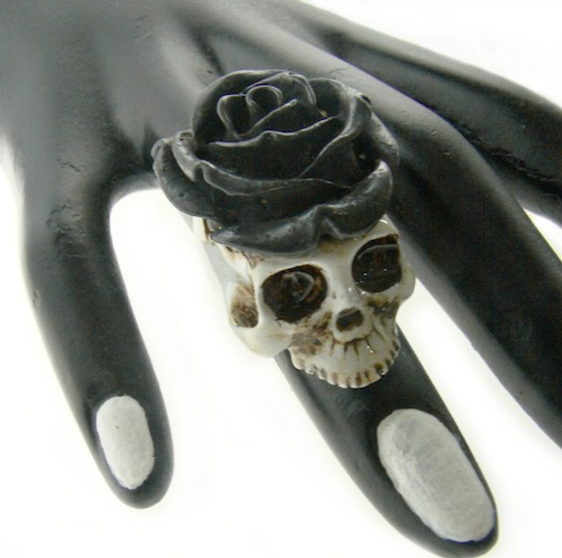 Realistic Skull rose crown ring in brass with painting enamel ,Rocker jewelry ,Skull jewelry,Biker jewelry - General Rings - Other Metals 