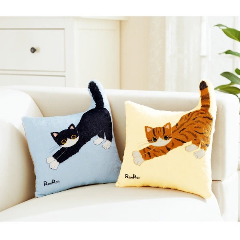 Made in Japan. Cat model pillow. American Shorthair/Grey Tabby - หมอน - วัสดุอื่นๆ สีดำ