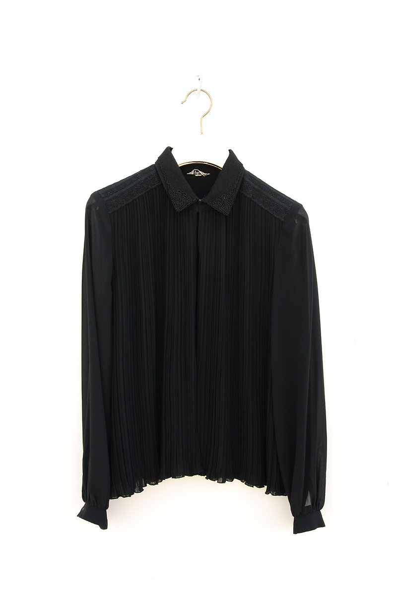 古著摺子黑色罩衫 - シャツ・ブラウス - その他の素材 